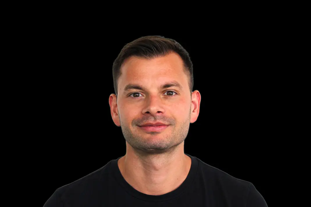 Profile picture of André Beaumont, operations specialist at Exaddon.